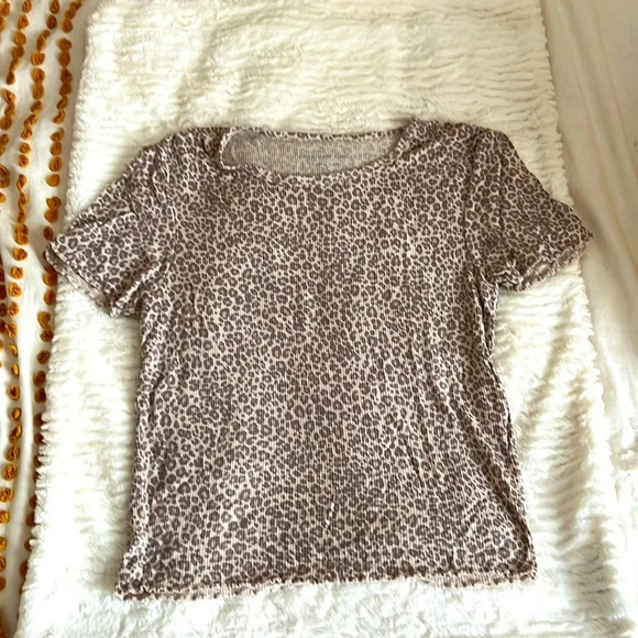 American Eagle Outfitters Tops - American Eagle Outfitters Soft & Sexy Rib Cheetah Print Ruffled trim Top